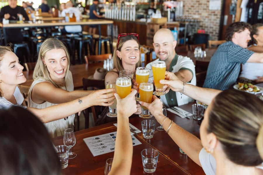From Sydney: Full-Day Hunter Valley Wine Tour & Lunch - Third winery: cheese, more wine, and a slower finish