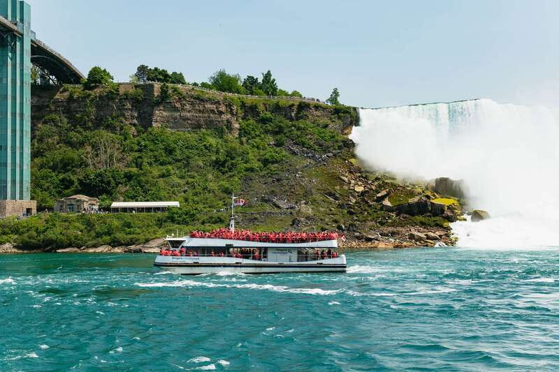 From Toronto: Niagara Falls + Winery, Cruise, & Lunch Option - What the $79 Toronto day trip really gives you