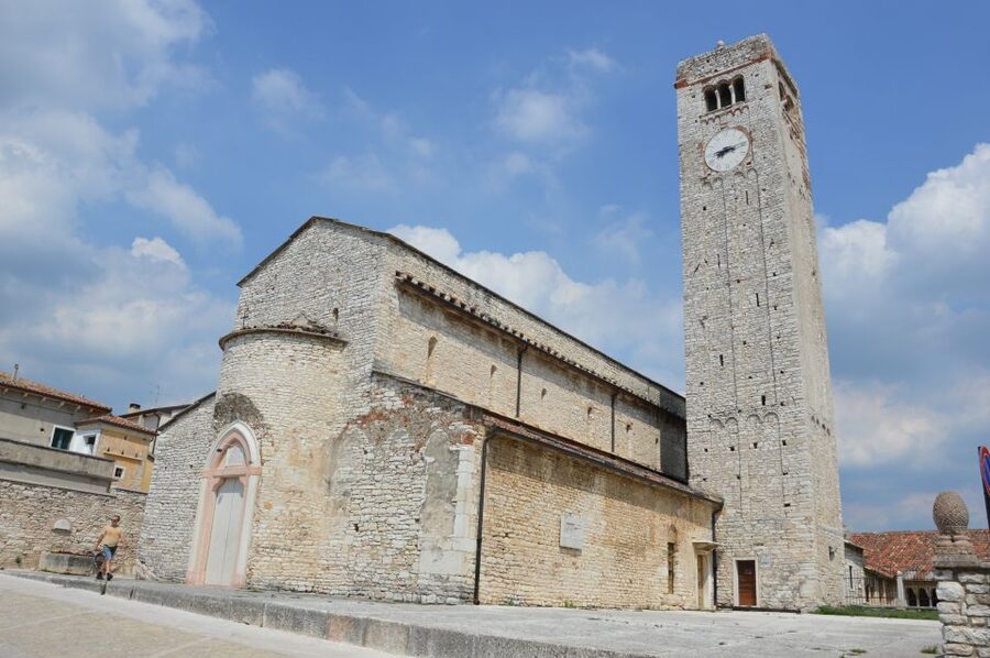 From Verona: Amarone Half-Day Wine Tasting Tour - San Giorgio di Valpolicella in 30 minutes