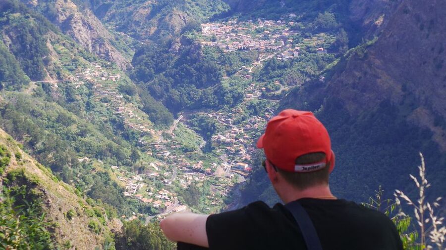 Funchal: Cabo Girão, Wines Tasting and Dolphins Watching - Madeira wine at Henriques & Henriques