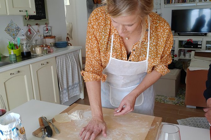 Genuine Home Cooking Class + Wine Tasting - How personal is the small group?