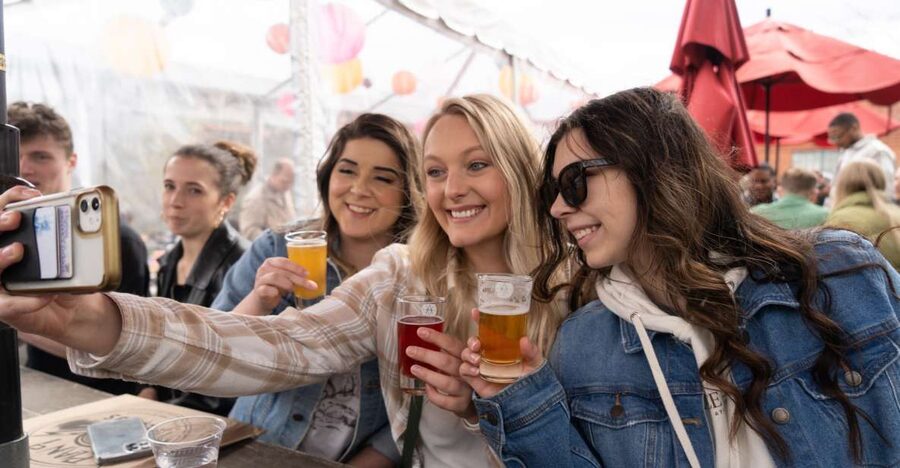 Gettysburg: Beer, Wine, and History Guided Walking Tour - Five stops, five different drinking moods