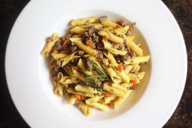 Gnocchi, Pasta, Tiramisù and Wine Class - What this Milan class actually gives you