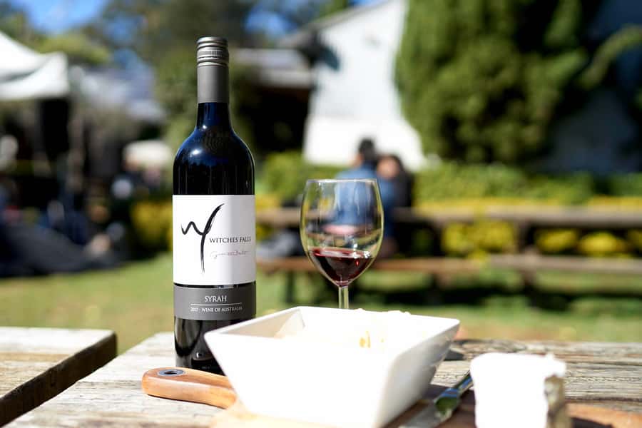 Gold Coast: Premium Wine Tour with Gourmet Lunch - Should you book the Mount Tamborine wine tour?