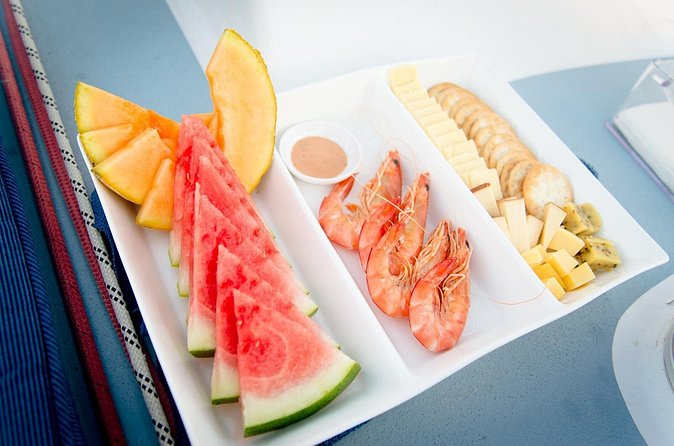 Gold Coast Sunset Cruise with sparkling wine & nibbles platter - Sailing or motoring?