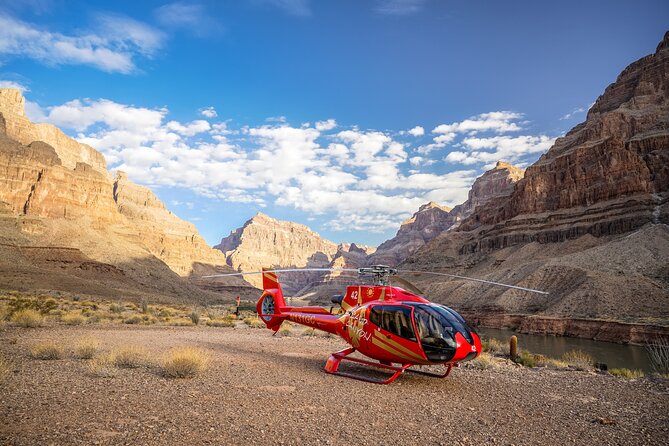 Grand Canyon West Rim Helicopter Tour with Champagne Toast - The flight from Boulder City to the West Rim