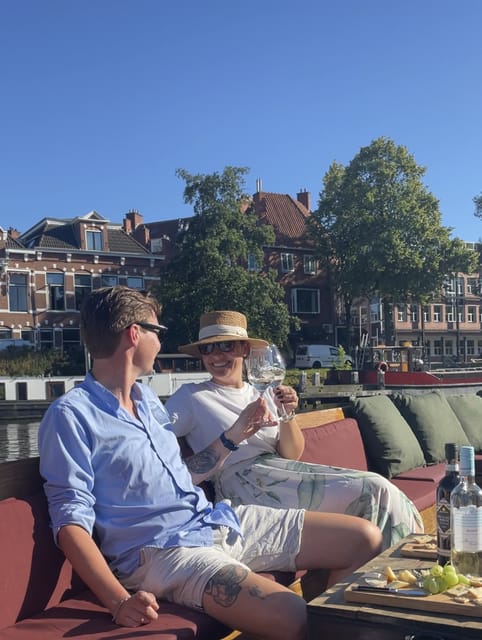 Groningen: Evening Cheese and Wine cruise - A quiet evening route through central Groningen
