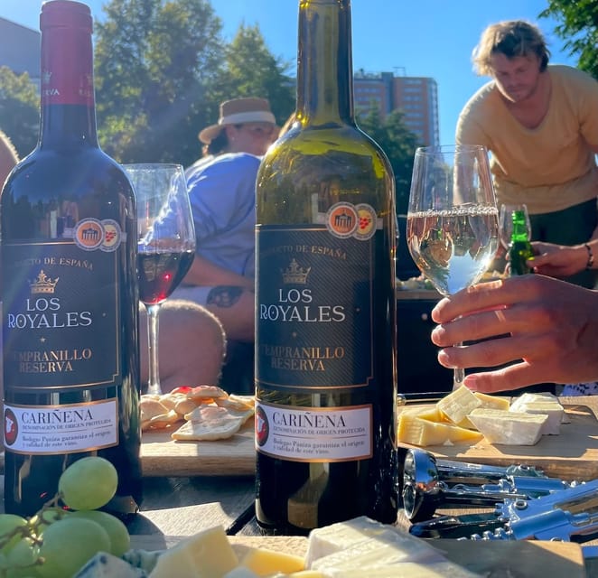 Groningen: Evening Cheese and Wine cruise - Access details you should know before booking