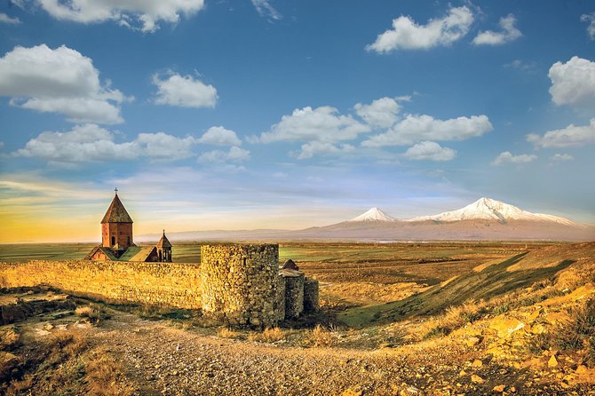 Group tour: Khor Virap, Noravank, Areni Winery and Cave - Starting at Hyur Service in Yerevan