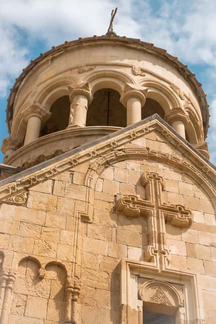 Group tour: Khor Virap, Noravank, Jermuk, Areni wine tasting - The road through Vayots Dzor