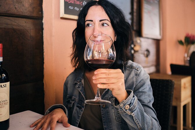 Guided Food Tour with Wine Tastings in Genoa - San Lorenzo Cathedral in the middle of the route