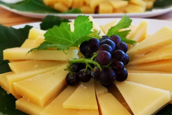 Guided Wine and Olive oil tasting - Getting to the Meeting Point