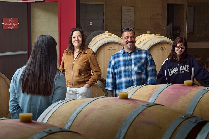 Half day tour Saint-Emilion : Village & Château with wine tasting - The guides shape the day