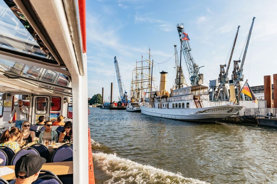 Hamburg: Harbor Cruise with Wine and Cheese - Who will enjoy this Hamburg cruise most