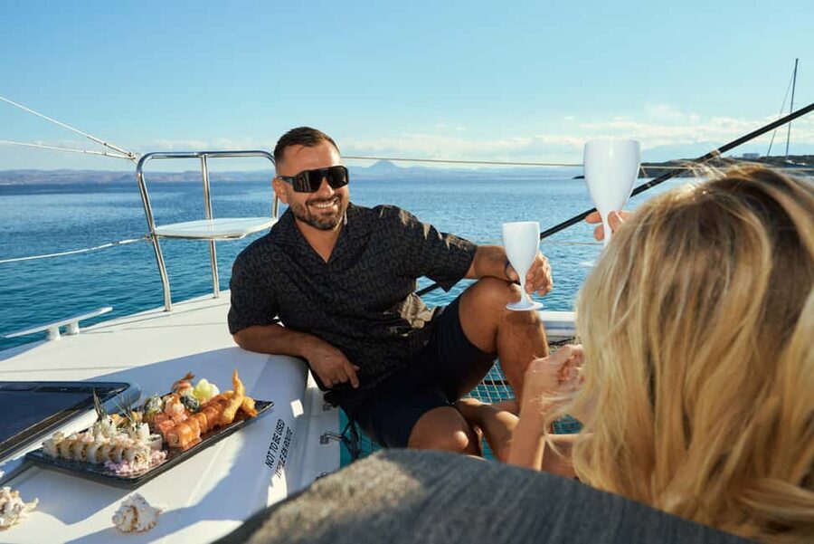 Heraklion: Dia Island Romantic Sunset Cruise with Wine - Dia Island’s clear bay and water activities