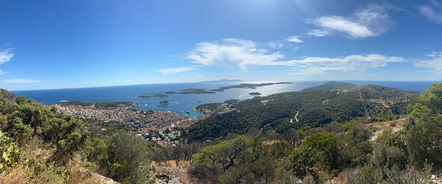 Hvar: Hvar Wine Tasting Experience - What happens at the winery near Jelsa or Vrboska