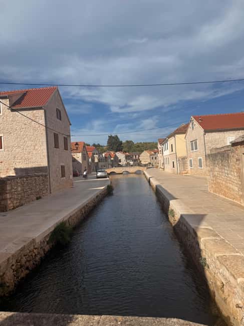 Hvar: Hvar Wine Tasting Experience - Lavender fields, olive trees, and quiet villages