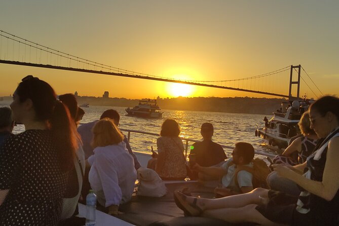 Istanbul Bosphorus Sunset Cruise with Wine on a Luxury Yacht - What you will see along the Asian shore
