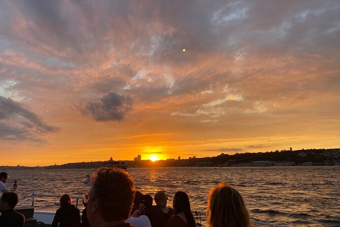 Istanbul Bosphorus Sunset Cruise with Wine on a Luxury Yacht - Guide quality and how much history you will hear