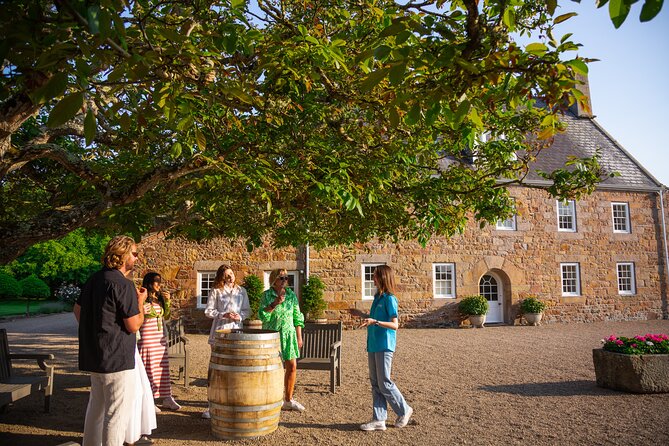 Jersey Premium Vineyard and Distillery Wine Tour and Tasting - Three wines and the life of a Jersey vine