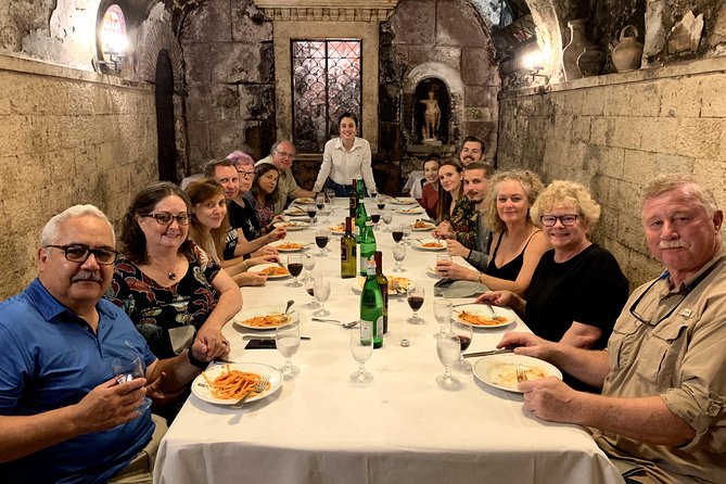 Jewish Ghetto & Piazza Navona: Food, Wine & Sightseeing Rome Tour - What makes this Rome food walk worth considering