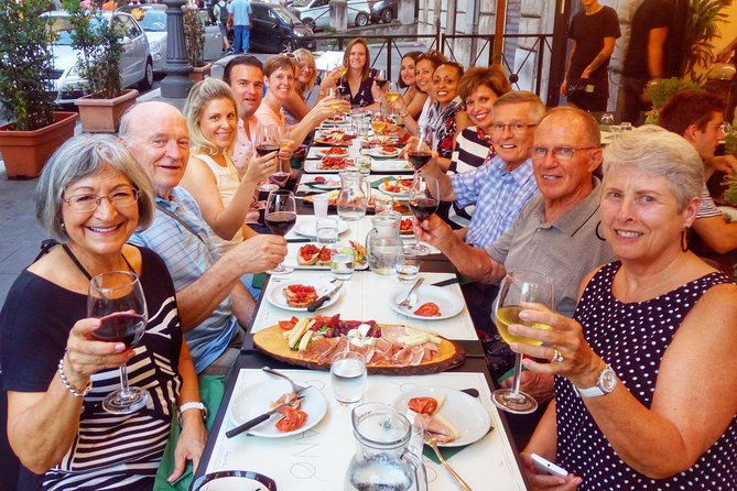 Jewish Ghetto & Piazza Navona: Food, Wine & Sightseeing Rome Tour - Campo de’ Fiori, Roman pizza, and a pause in the evening