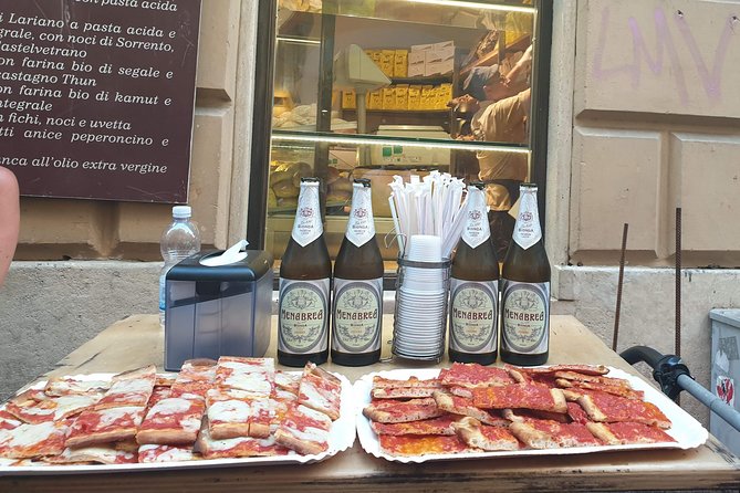 Jewish Ghetto & Piazza Navona: Food, Wine & Sightseeing Rome Tour - Piazza Navona and the site of Pompey Theatre