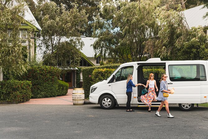 Jimmy’s Classic Marlborough Wine tours - Choosing your lunch stop