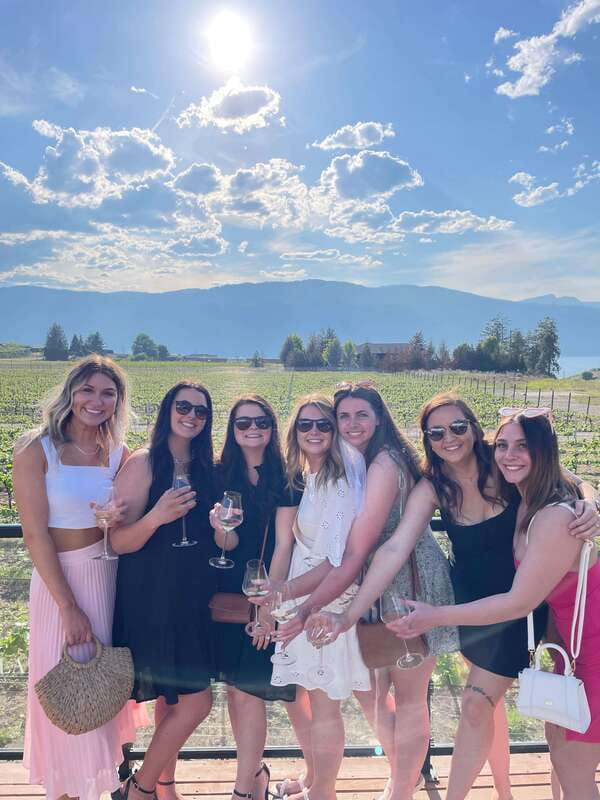Kelowna: Sunset Sip Wine Tour - Frind Estate brings a different style