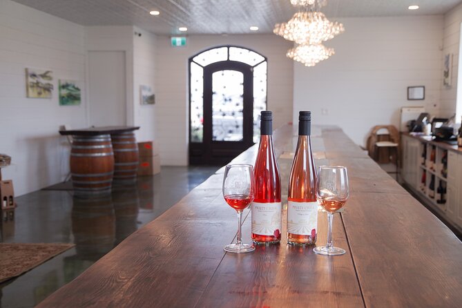 Kelowna Wine Tour by E-bike, Okanagan Valley Views and Lunch - SpearHead Winery and the most praised tasting