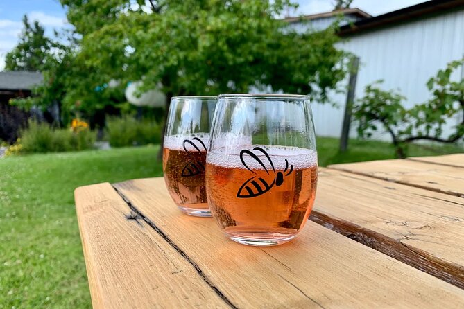 Kelowna Wine Tour by E-bike, Okanagan Valley Views and Lunch - A self-guided tour that still feels organized