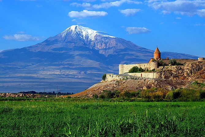 Khor Virap, Noravank & Birds' Cave Day Trip with Wine Tasting - The minibus, timing, and daily rhythm