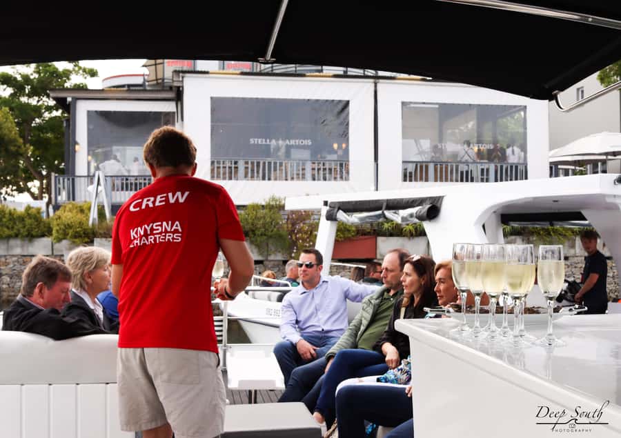Knysna Lagoon: Boat Cruise with Oyster & White Wine Tasting - Sailing toward the Knysna Heads