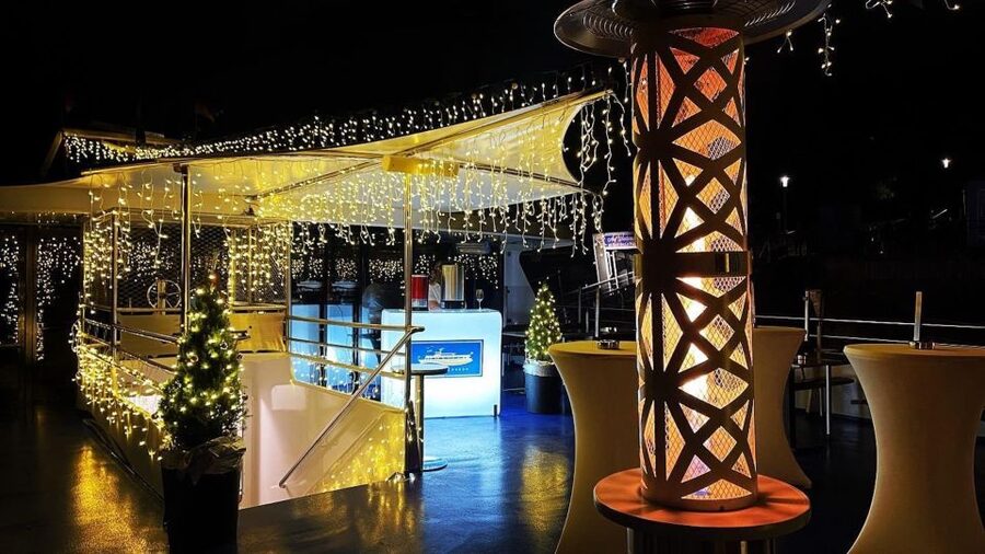 Koblenz: Christmas Boat Tour with Mulled Wine - Should you book the Koblenz Christmas Boat Tour?