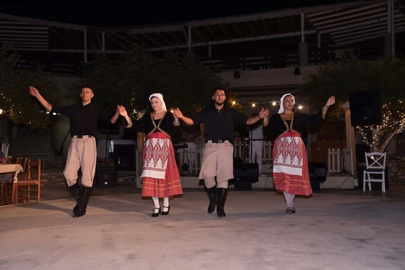 Kos: Greek Dinner with Music, Dancing, and Unlimited Wine - Getting to Zia and choosing your seat