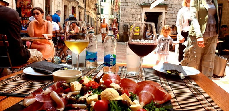 Kotor: Private Walking Tour with Wine and Food Tasting - A compact walk through the UNESCO Old Town