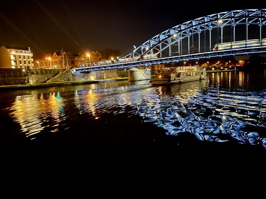 Krakow: Evening Cruise with a Glass of Wine - Starting near Wawel Castle