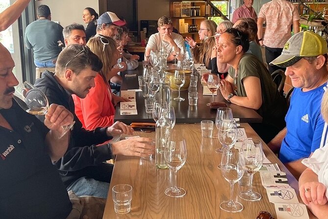 Kumeu Wine Tour - What the guides add to the day