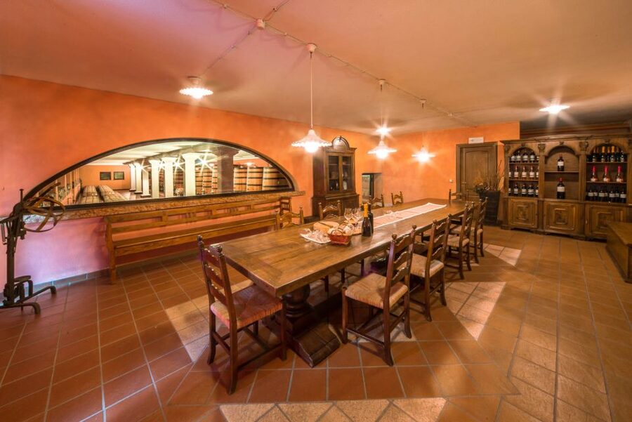 Lake Garda: Garda Hills Wine Tour and Tasting - Value at $51 per person