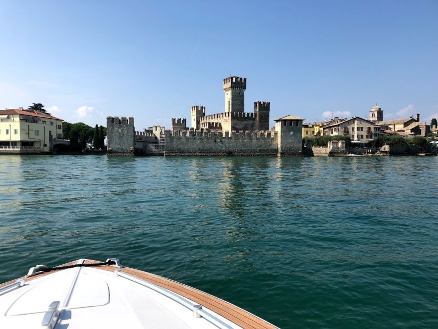 Lake Garda: Historic Castle Cruise with Wine Tasting - Bardolino’s one-hour wine stop