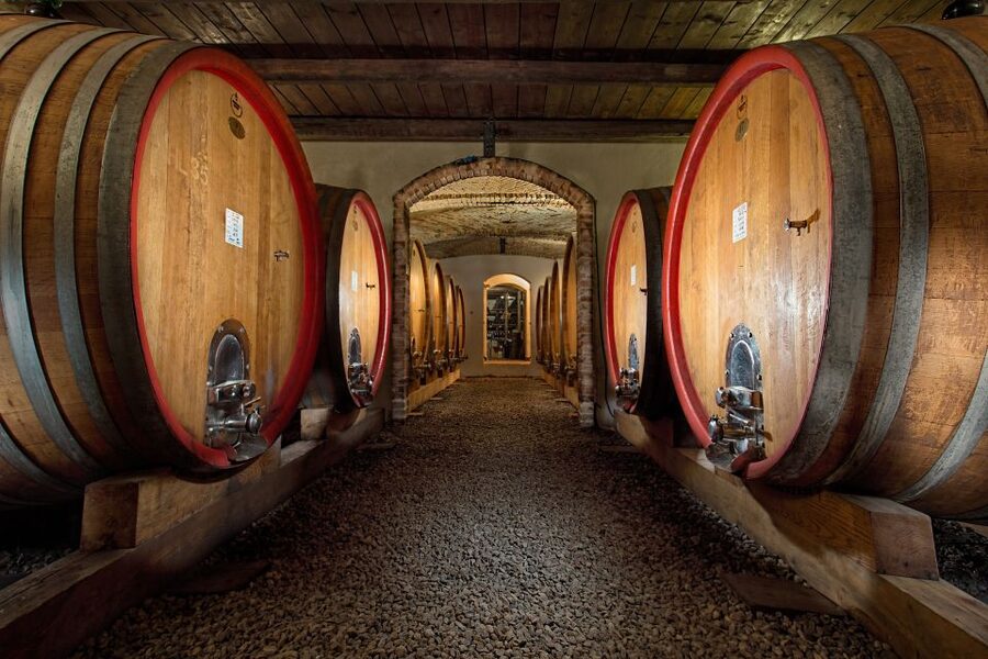 Langhe: Winery Tour and Wine Tasting - Arriving at the winery in La Morra