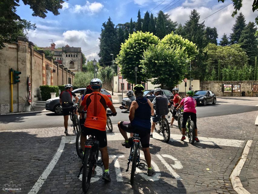 Lazise: Bike Tour and Wine Tasting - The winery tasting: Bardolino in a glass