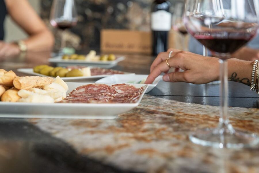 Lazise: Vineyard Tour and Organic Wine Tasting - Key points to know before you book
