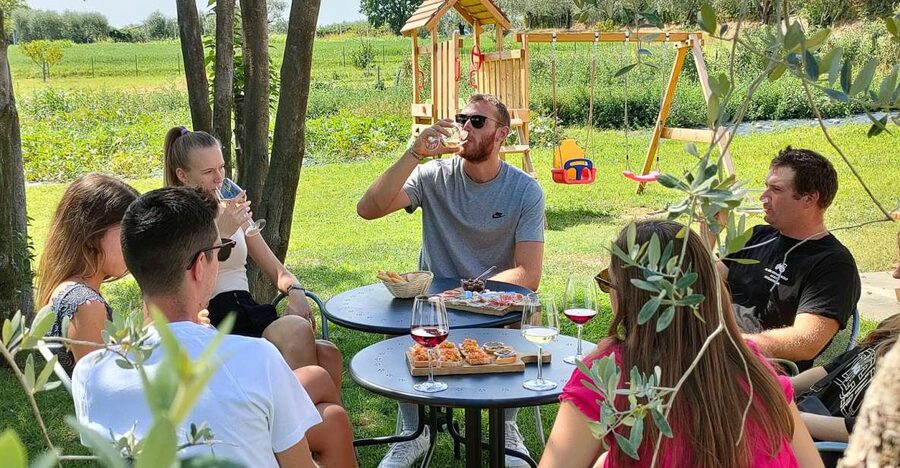 Lazise: Wine Tasting with Charcuterie and Cheese Board - A quiet side of Lazise, away from the lakefront crowds
