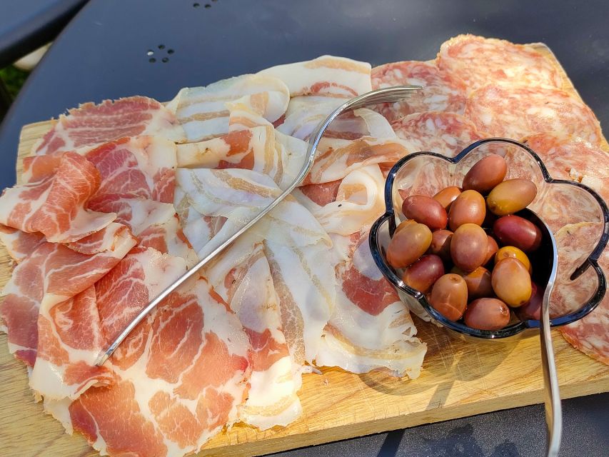 Lazise: Wine Tasting with Charcuterie and Cheese Board - The food spread is more than a nibble