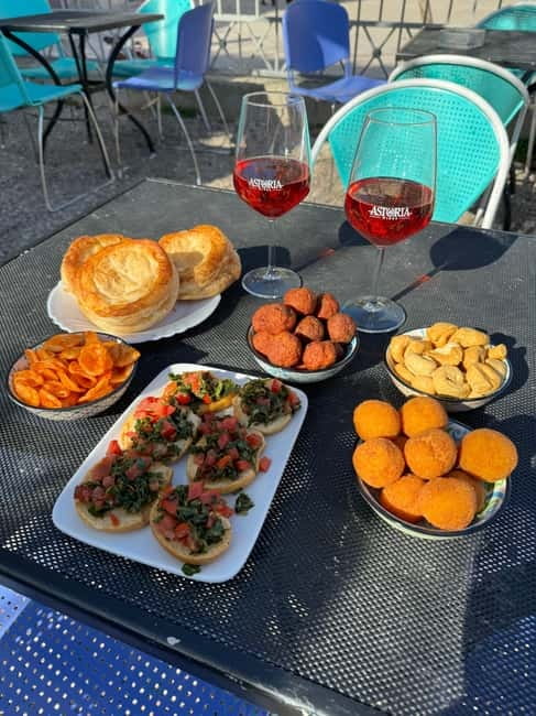 Lecce: Guided Street Food Walking Tour with Food and Wine - The highlights at a glance