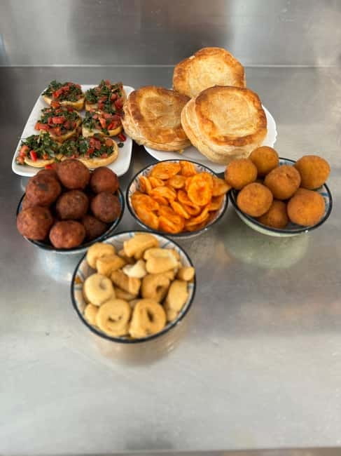 Lecce: Guided Street Food Walking Tour with Food and Wine - Santa Croce and Lecce’s carved stone style