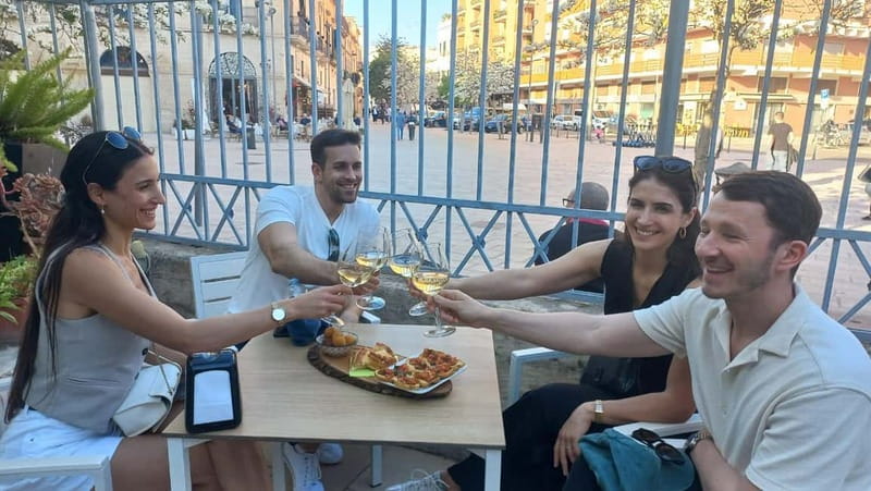 Lecce: Guided Street Food Walking Tour with Food and Wine - Piazza Sant’Oronzo, snacks, and a short aperitif