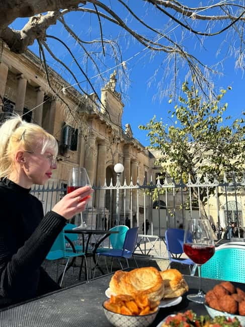 Lecce: Guided Street Food Walking Tour with Food and Wine - What $58 buys you