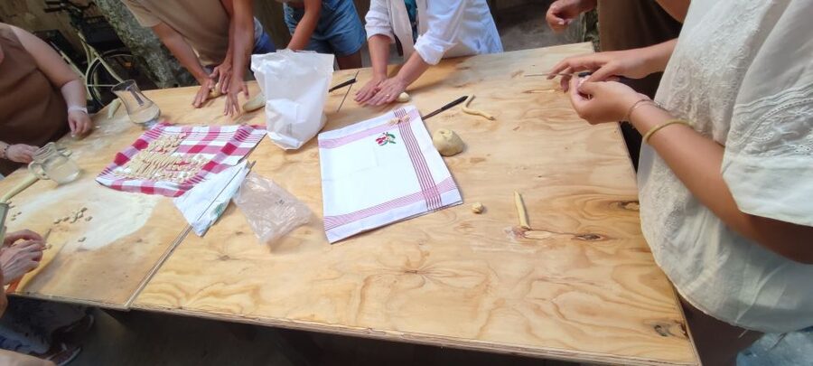 Lecce: Pasta Making Class in 1400s-Era Courtyard with Wine - Why this Lecce pasta class feels different
